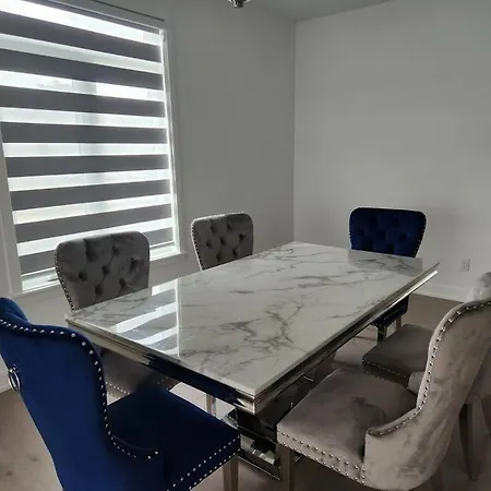 Villa Amazing 5 Bed For 10 Guests Ottawa
