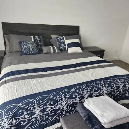 Villa Amazing 5 Bed For 10 Guests *