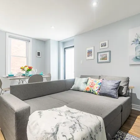 Apartment 1br Newly Renovated - Pet Friendly *
