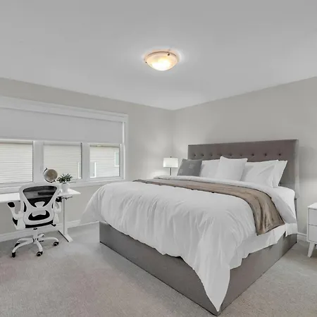 Luxurious And Beautiful, Ottawa