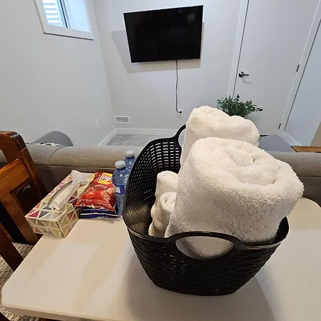 Rb Homes - Peaceful Neighbourhood Homestay *
