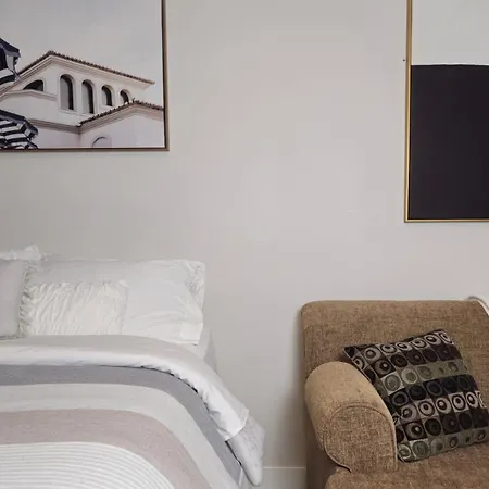 Rb Homes - Peaceful Neighbourhood Homestay *