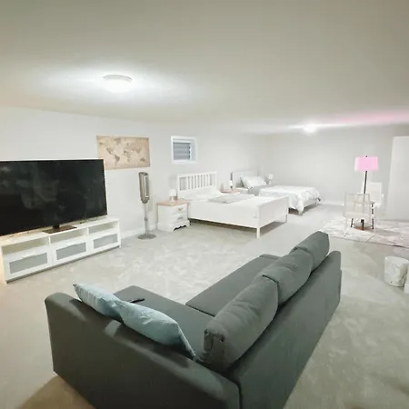 Fabulous Basement Apartment