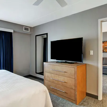 Hotel Homewood By Hilton Kanata 3*