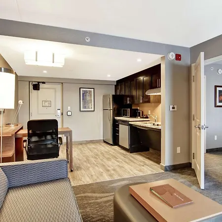 Hotel Homewood By Hilton Kanata 3*