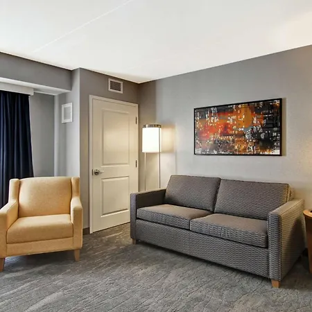 Homewood By Hilton Kanata 3*
