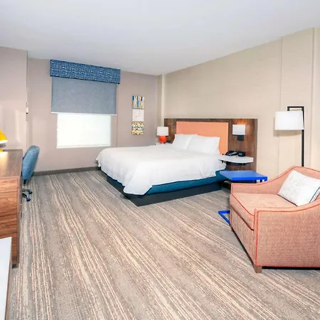 Hampton By Hilton Hotel