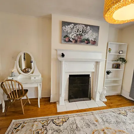 Aparthotel Downtown Cozy *
