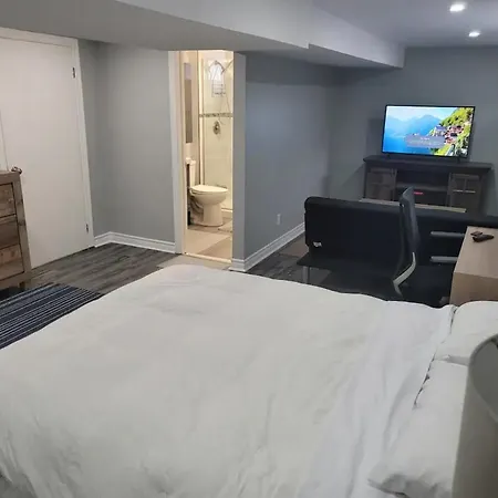 Private In The Heart Of Apartment