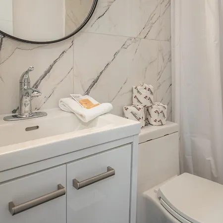 Private Unit In The Heart Of Ottawa, 3 Minutes To Downtown