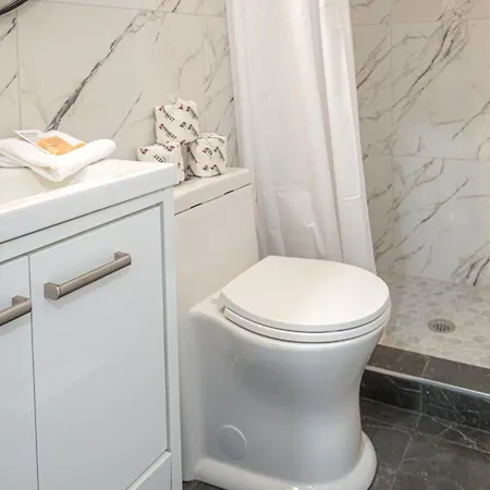 Private Unit In The Heart Of Ottawa, 3 Minutes To Downtown Apartment Ottawa