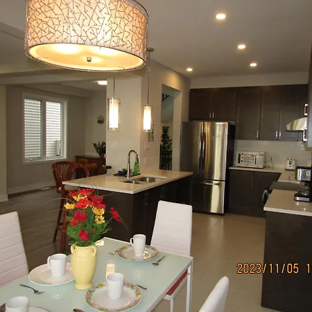 Moral's Inn- Homestay Ottawa