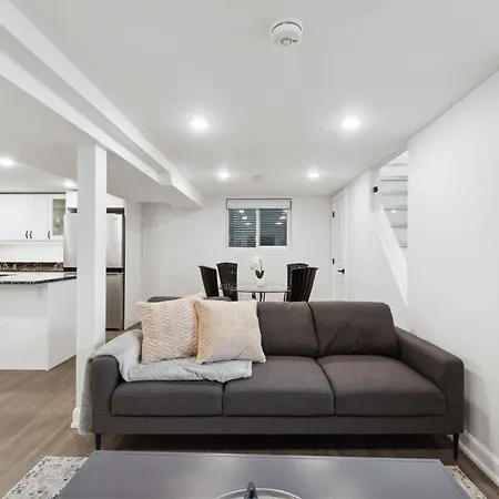 Modern 3br Apartment Ottawa