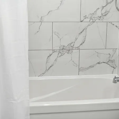 Modern 3br Apartment Ottawa
