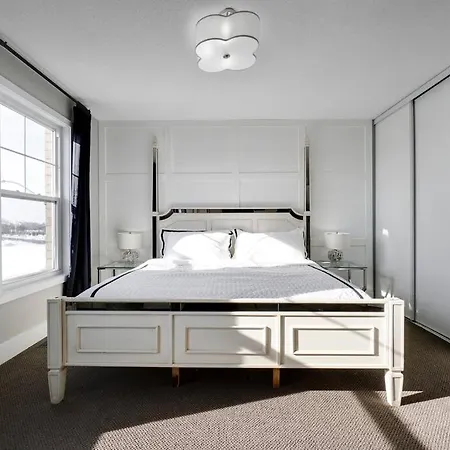 Apartment Executive *