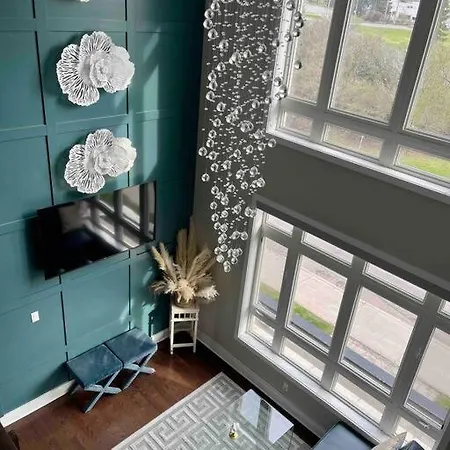 Apartment Executive *