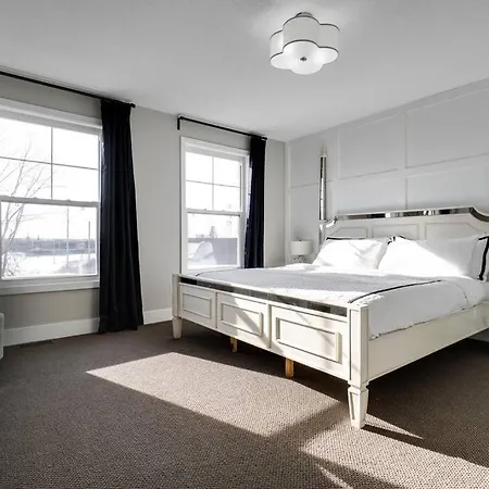 Apartment Executive *