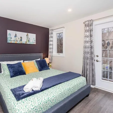 Pet-friendly 2br - Near The Apartment Ottawa