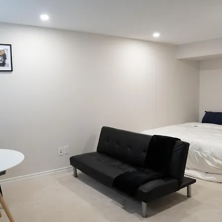 Homestay Transpark