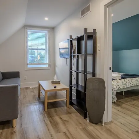 One Bedroom - 3 Minutes From Downtown Ottawa