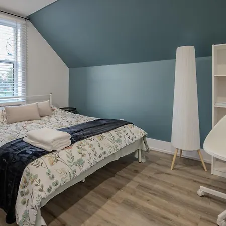 One Bedroom - 3 Minutes From Downtown Ottawa