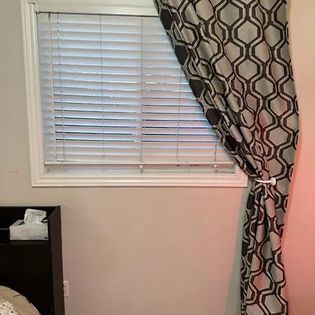 Homestay Lovely 1 Bed Room For Females Only