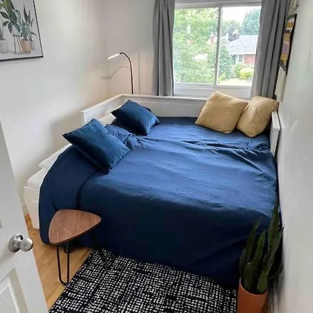 9 Min Dt 3bd Near Westboro And Civic Hospital * Ottawa