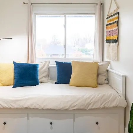 9 Min Dt 3bd Near Westboro And Civic Hospital Apartment *