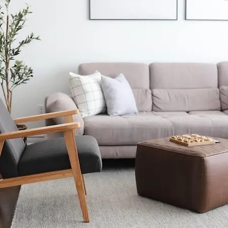 20 Min Dt 12 Min Yow Sleeps 8 Quiet W Parking * Ottawa