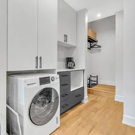 Apartment Capital West