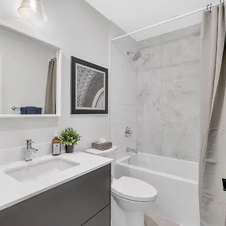 Apartment Capital West