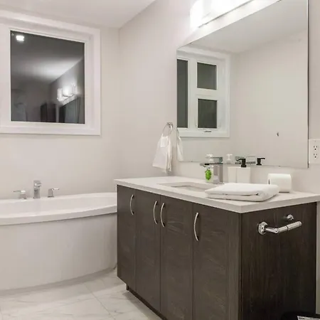 Brand New_house In Capitalottawa+senat+dt-kingbed * Ottawa