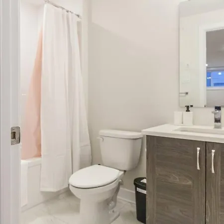 Brand New_house In Capitalottawa+senat+dt-kingbed *