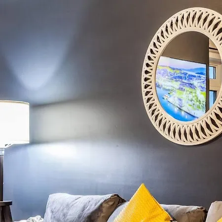 Brand New_house In Capitalottawa+senat+dt-kingbed