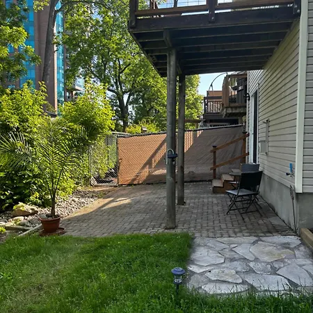 Guest house Nature Retreat In The City Ottawa