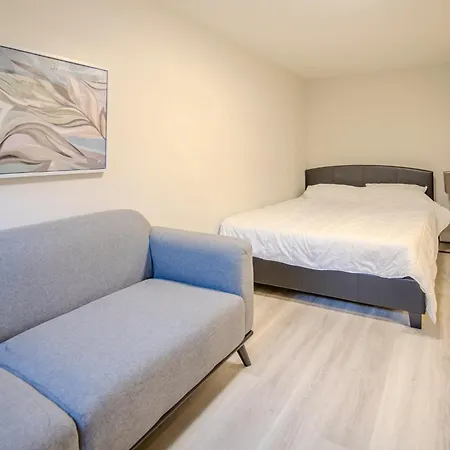 Luxury Brand New With Free Parking In Hotel 4*