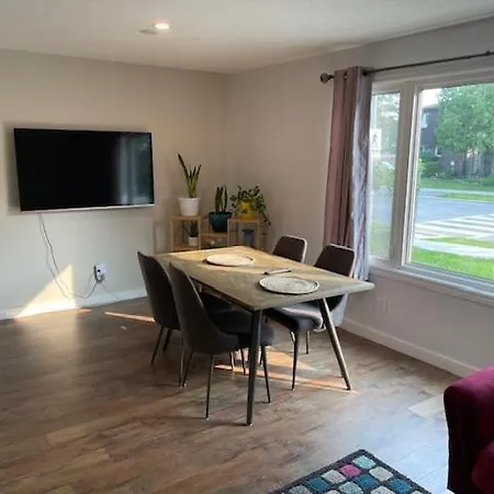 Homestay Southgate, 1 Ottawa