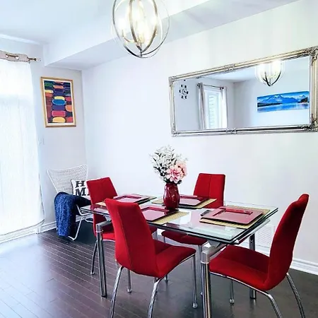 New Build With Primetv, Movies, Games, Airport 10 Mins Apartment *