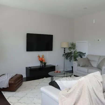 The Pizzicato Comfort And Convenience Close To Downtown *