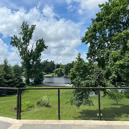Manotick