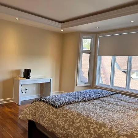 Manotick Villa Ottawa