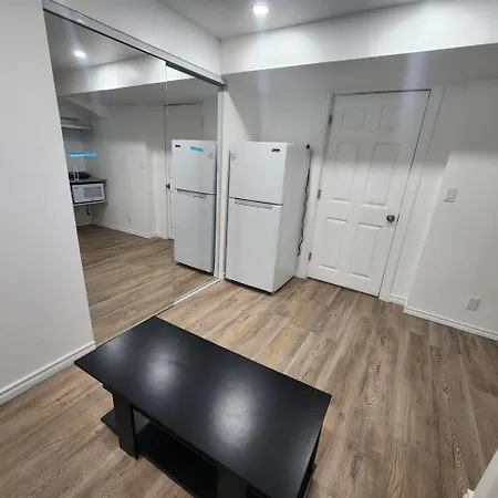 A Bright Cozy 1 Bedroom Unit In The Basement Apartment Ottawa