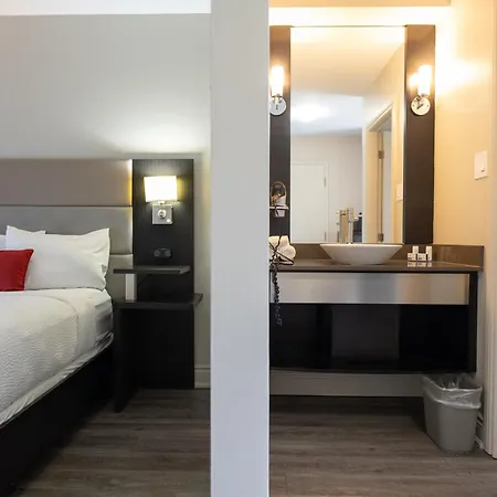 Hotel Ramada By Wyndham On The Rideau