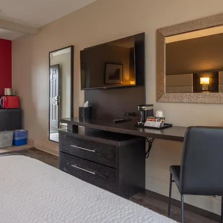Ramada By Wyndham On The Rideau Hotel Ottawa