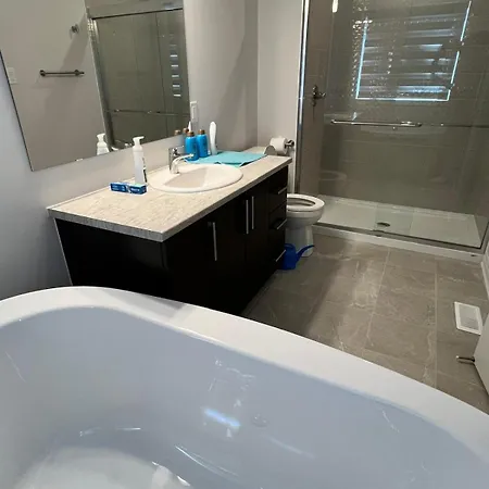 Carp Townhome Holiday home *