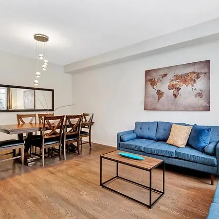 Modern Townhome Near Attractions Ottawa