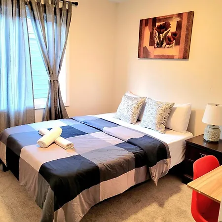 Homestay Graceful Oasis Ottawa