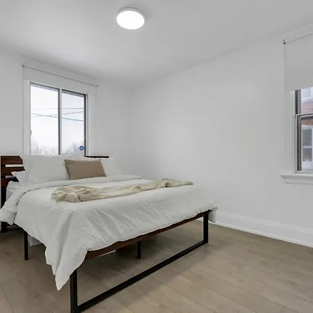 Modern 2br Near Downtown Free Parking Apartment *