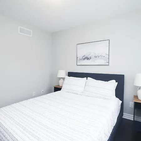 Holiday home Tranquil Nest By The Airport Ottawa
