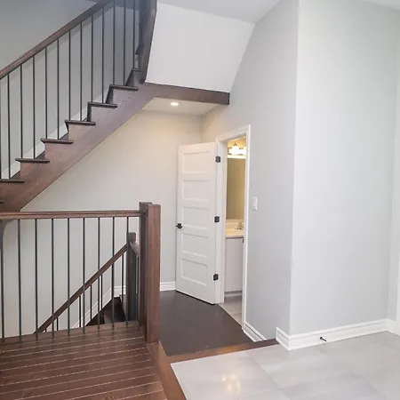 Tranquil Nest By The Airport Holiday home Ottawa